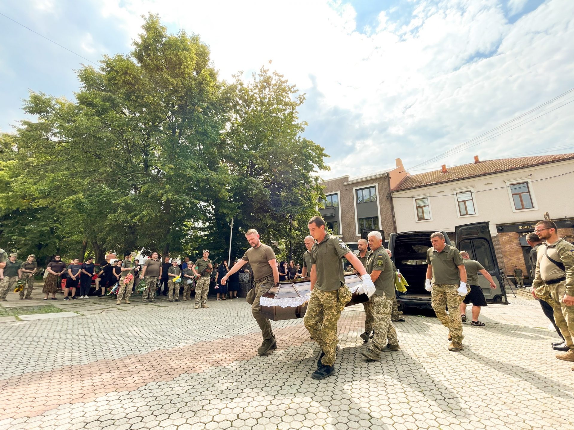 363352061_682999930525017_3480397855797469875_n