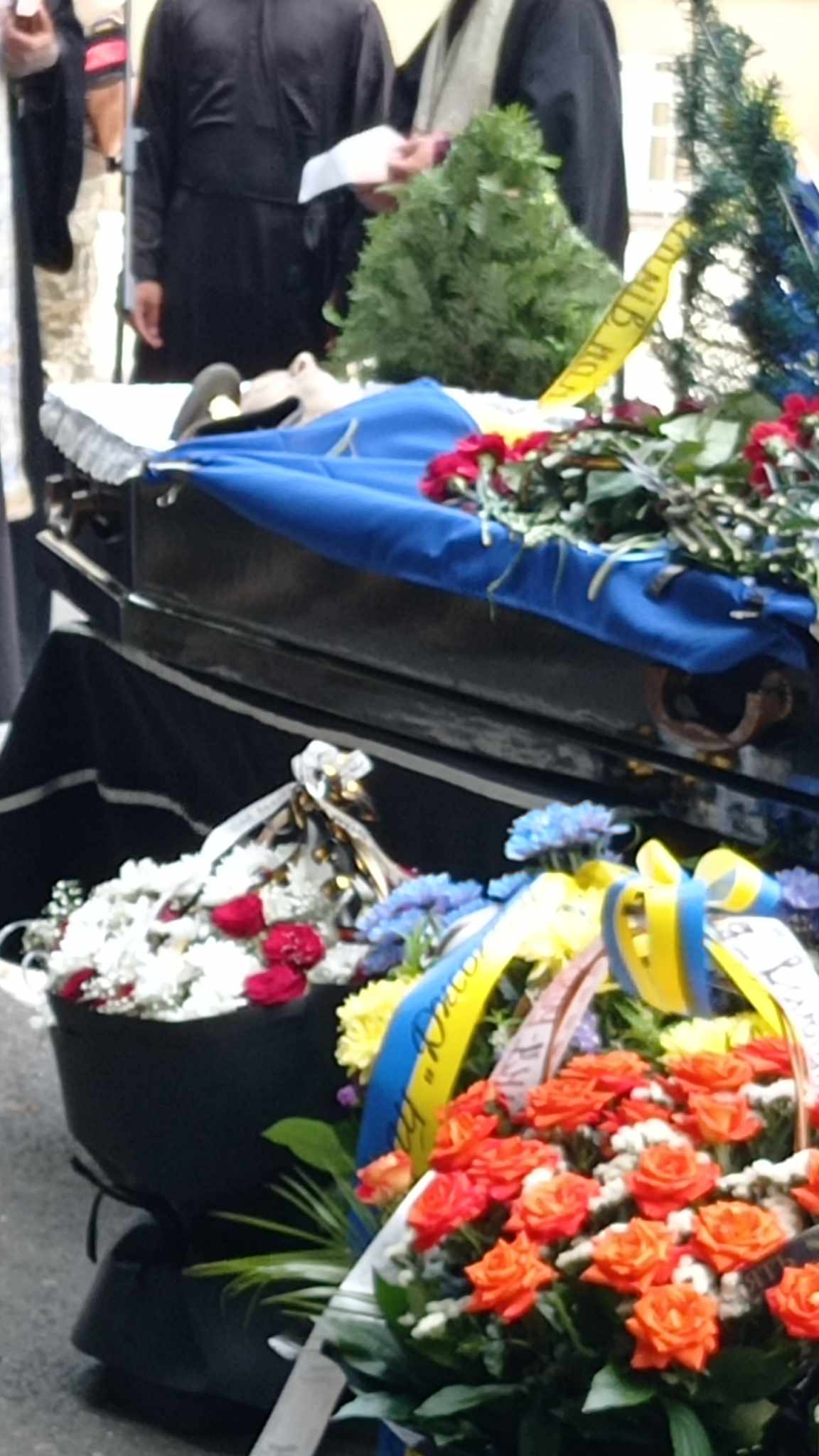 355136981_232565943044014_185476571743573758_n